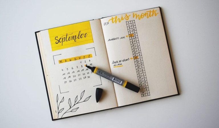 How to Start a Bullet Journal